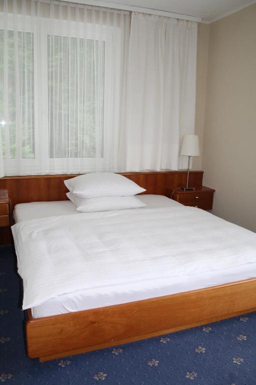 Hotel Rosanna 3*